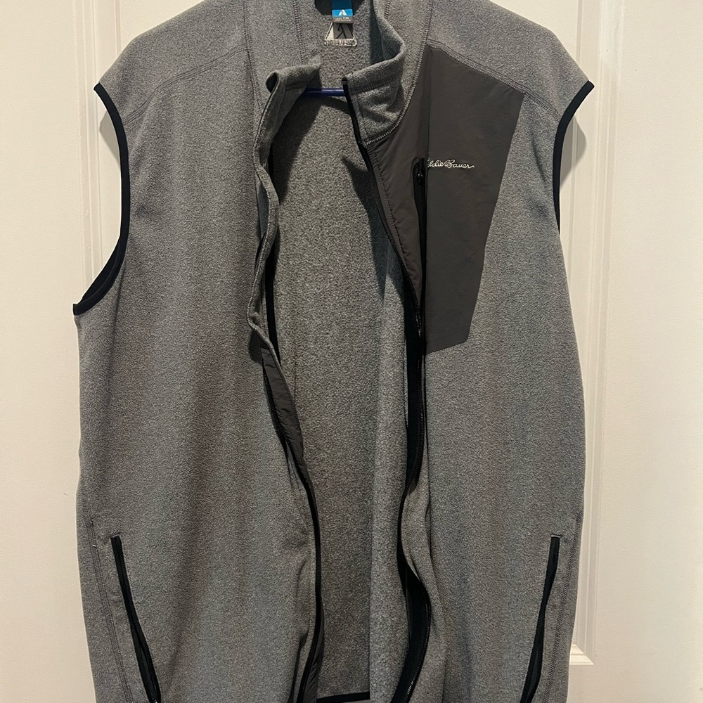 Eddie Bauer Men's Charcoal Gray Vest